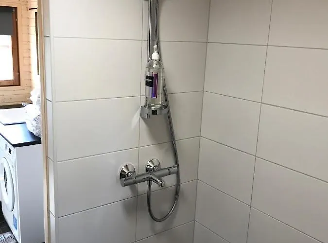 Rentun Maja * 萨利色尔卡